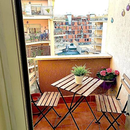 Ferienwohnung Relax Zambrini Lido di Ostia Exterior foto